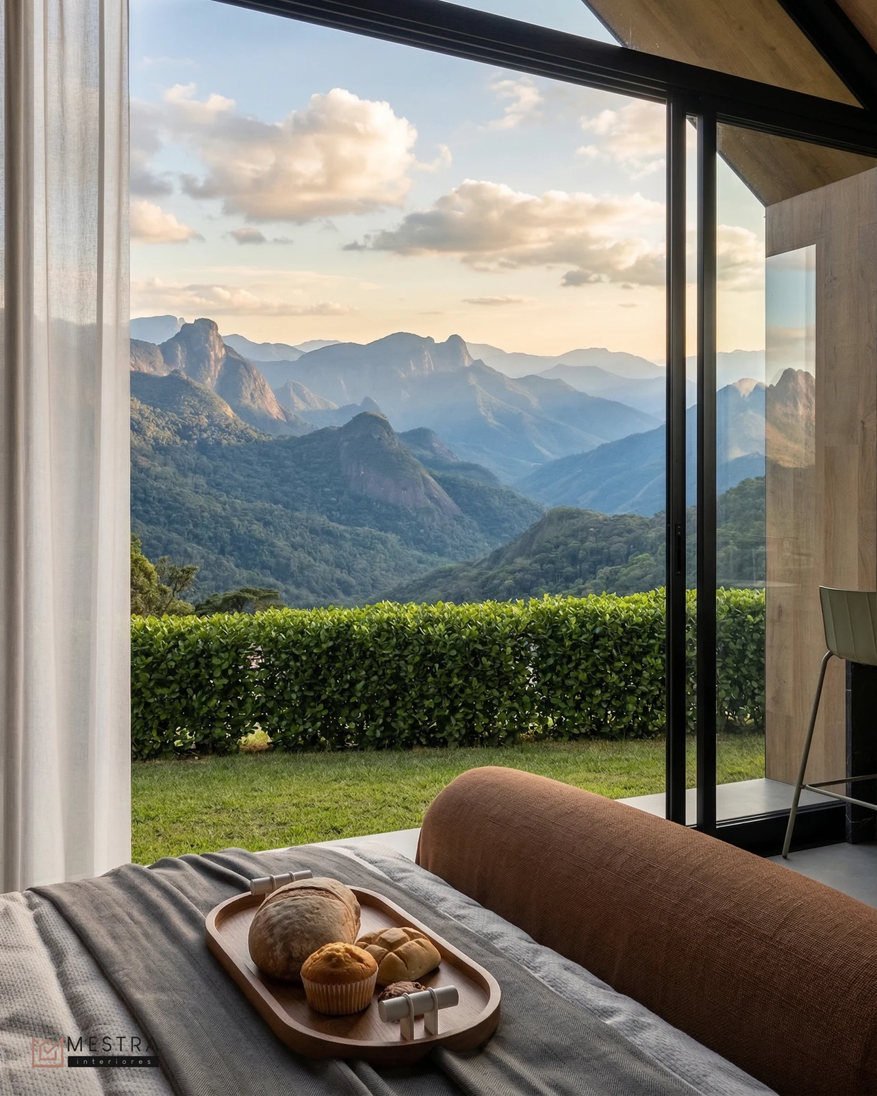Ambiente interno com vista para a paisagem